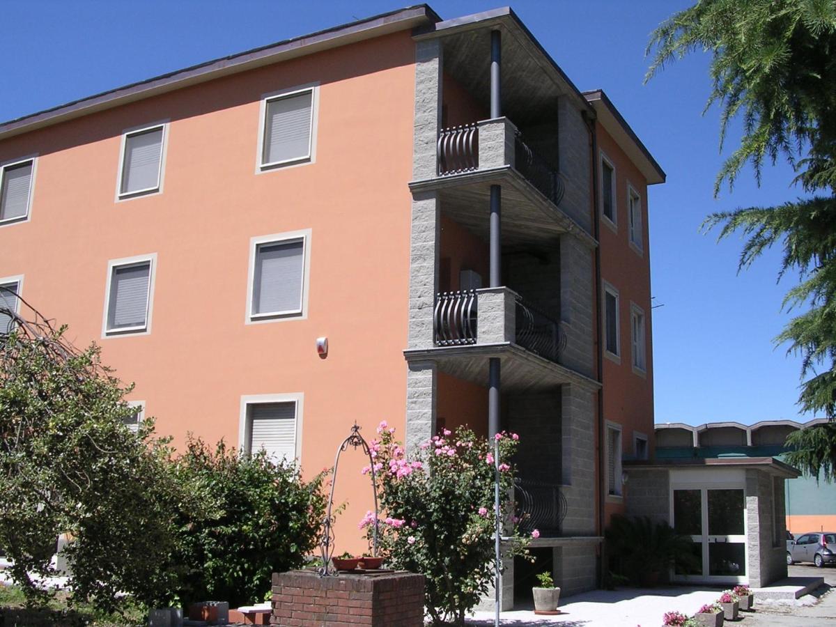 L' Industrial Green Apartment Casale Monferrato Buitenkant foto